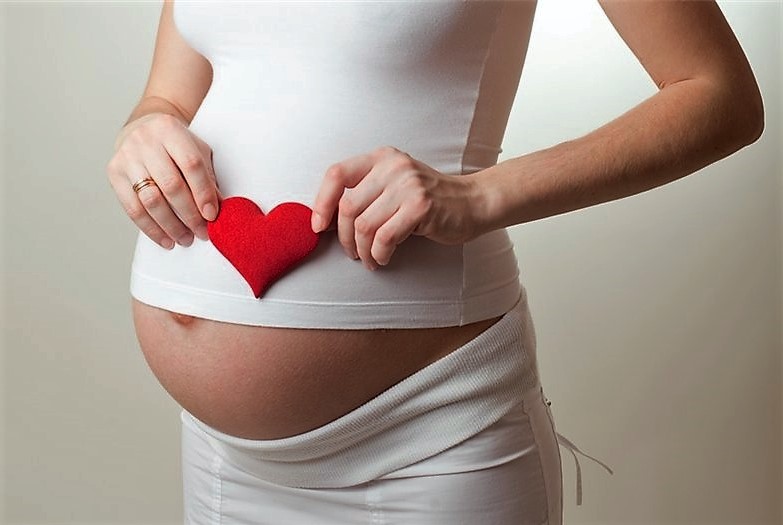 Чем может быть вреден шугаринг при беременности?